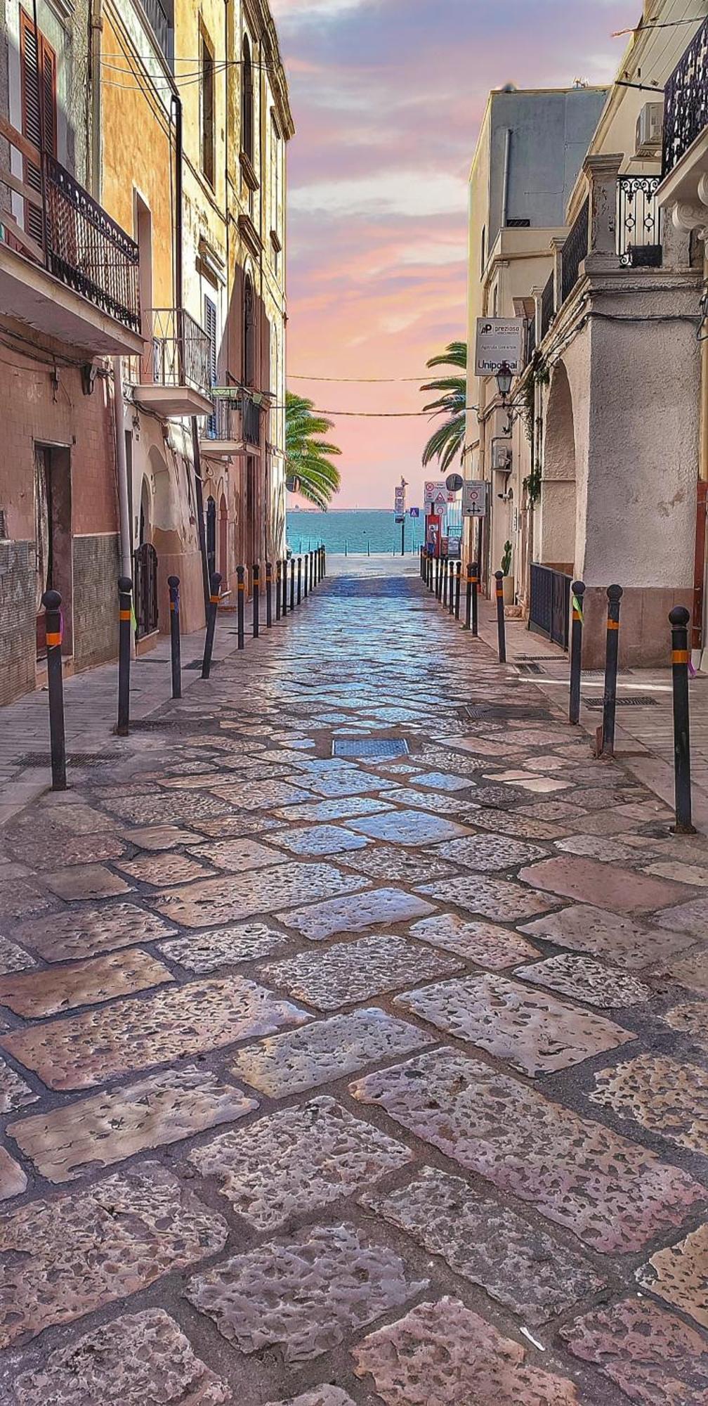 Dimora Della Marchesa - Al Duomo Apartamento Manfredónia Exterior foto